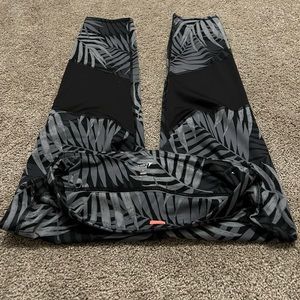 Old Navy Active Leggings